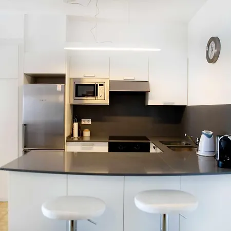Cases Blanques 48 Casa Con Jardin Privado Holiday home *