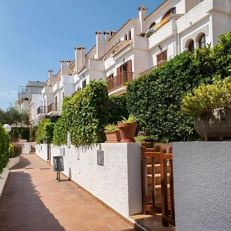 Cases Blanques 48 Casa Con Jardin Privado Сasa de vacaciones